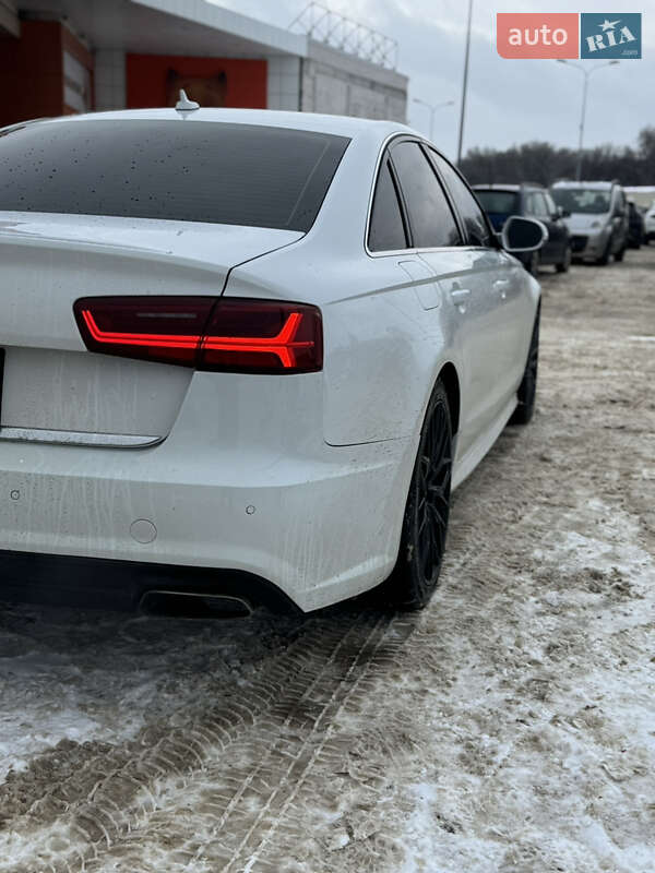 Седан Audi A6 2016 в Сумах