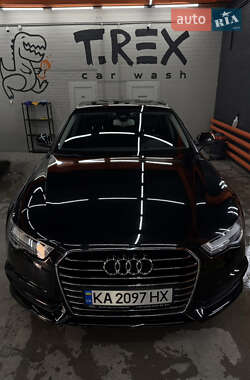 Седан Audi A6 2016 в Киеве