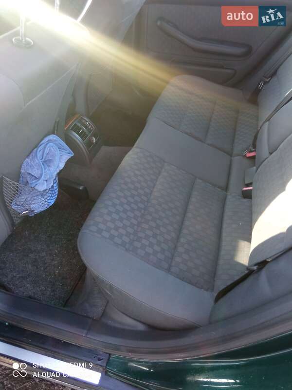 Седан Audi A6 1997 в Глобине