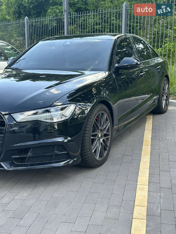 Седан Audi A6 2015 в Києві