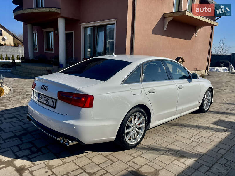 Седан Audi A6 2014 в Рівному