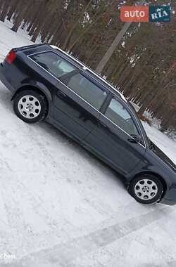Универсал Audi A6 2001 в Киеве