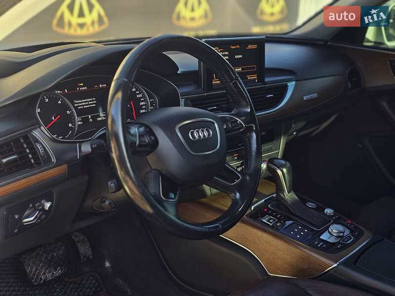 Седан Audi A6 2015 в Киеве