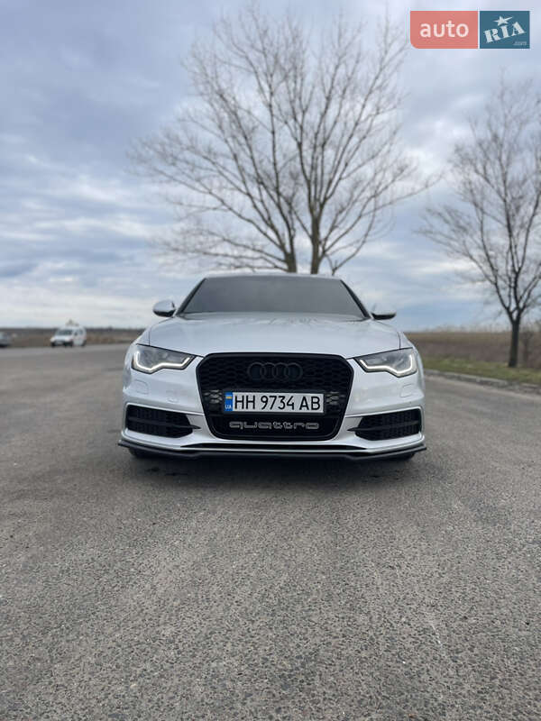 Седан Audi A6 2014 в Татарбунарах