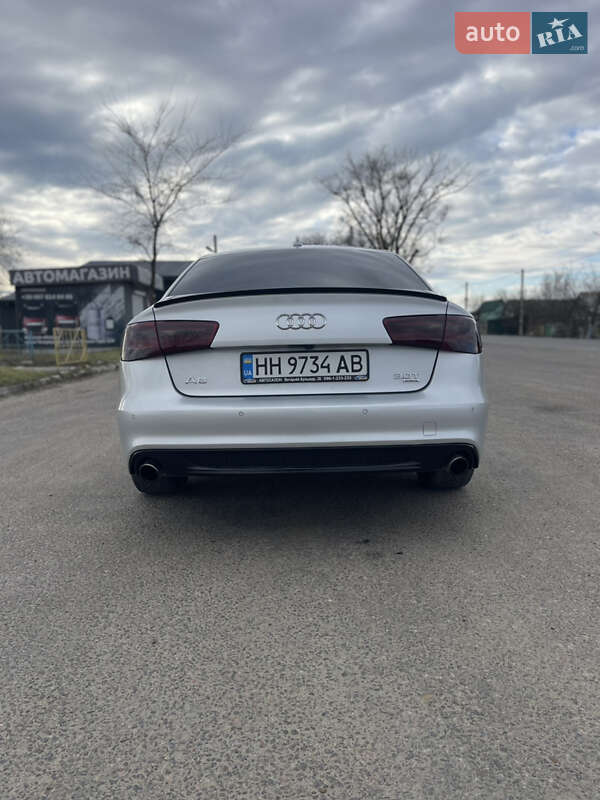 Седан Audi A6 2014 в Татарбунарах