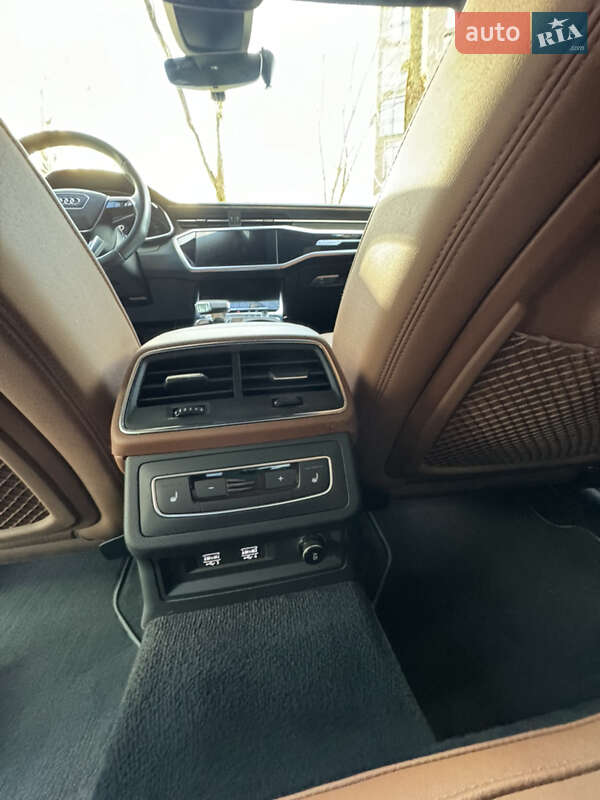 Седан Audi A6 2018 в Львове