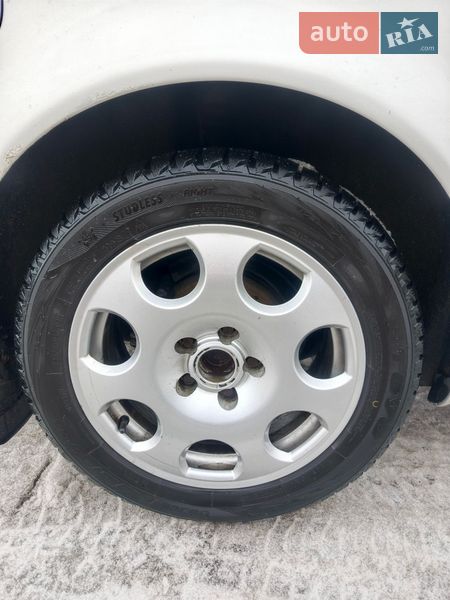 Седан Audi A6 2004 в Узині