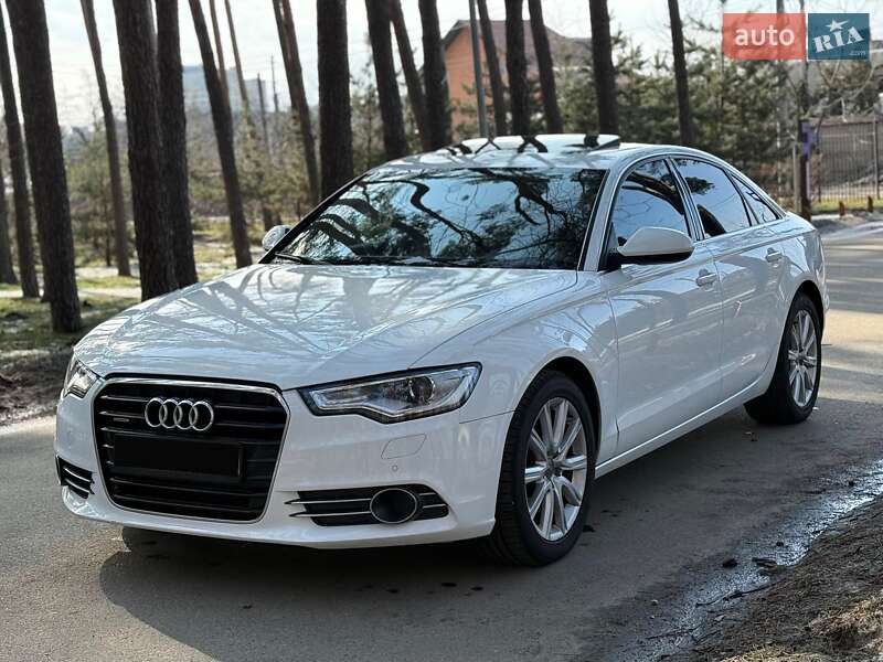 Седан Audi A6 2014 в Киеве