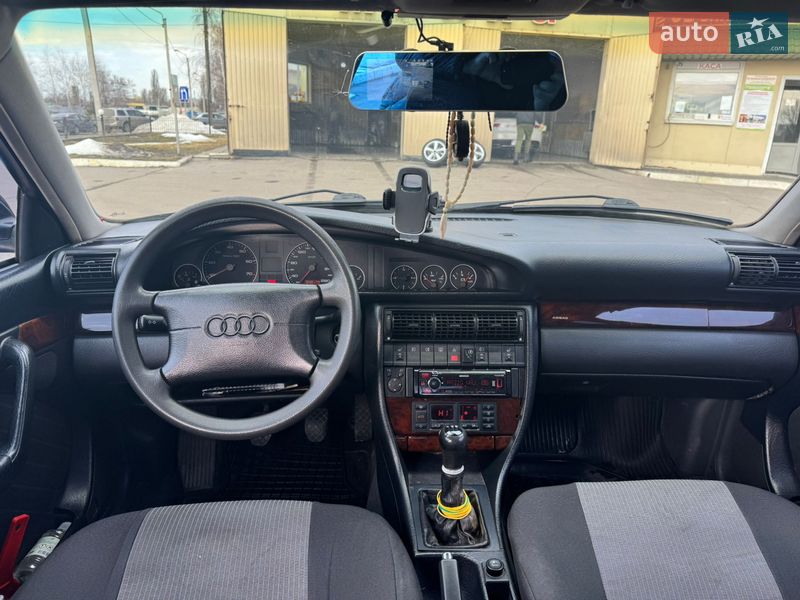 Седан Audi A6 1997 в Кременчуге