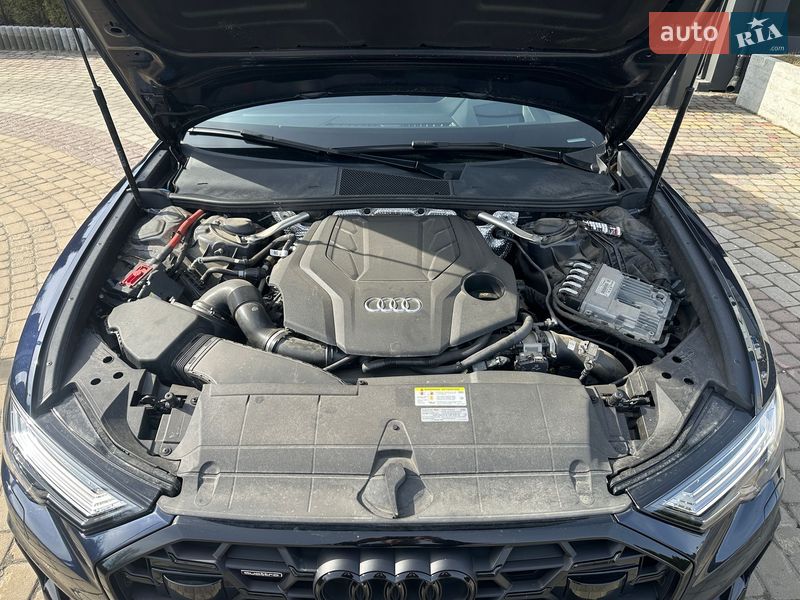 Седан Audi A6 2022 в Львове