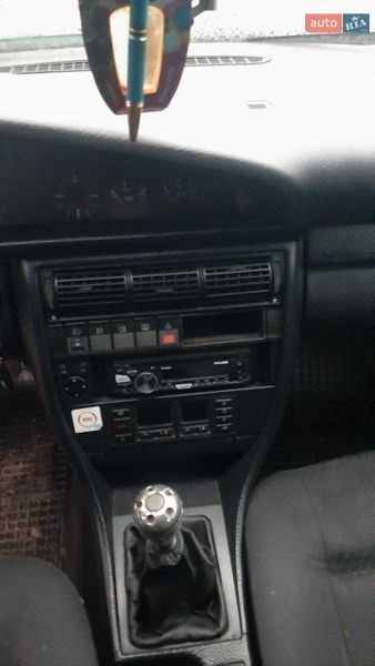 Седан Audi A6 1995 в Кременці