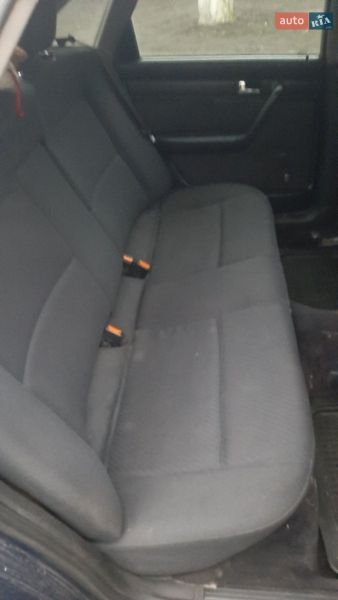 Седан Audi A6 1995 в Кременці