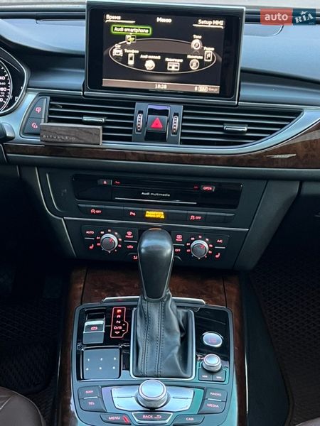 Седан Audi A6 2015 в Киеве