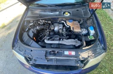 Универсал Audi A6 2001 в Волочиске