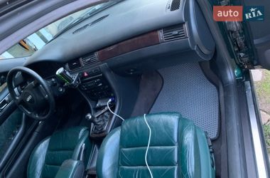 Седан Audi A6 1998 в Самборе