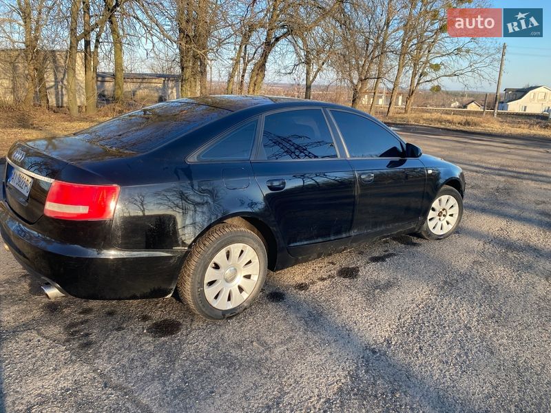 Седан Audi A6 2004 в Смеле