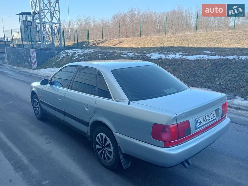 Седан Audi A6 1997 в Ровно