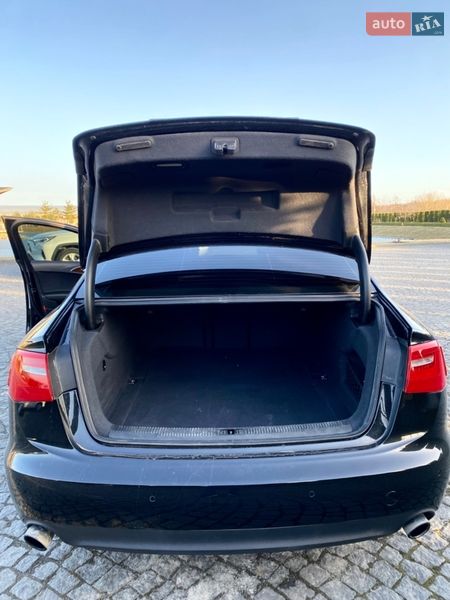 Седан Audi A6 2014 в Жовкві