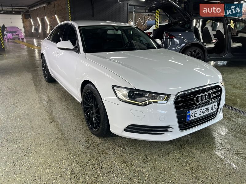 Седан Audi A6 2012 в Кривому Розі