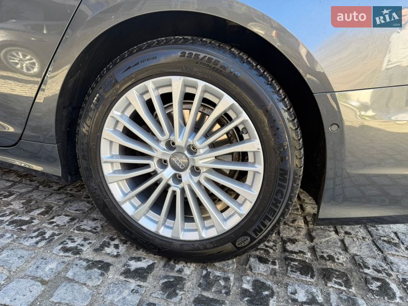 Седан Audi A6 2019 в Киеве