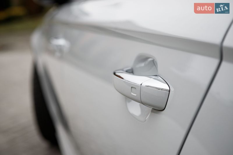 Седан Audi A6 2015 в Баре