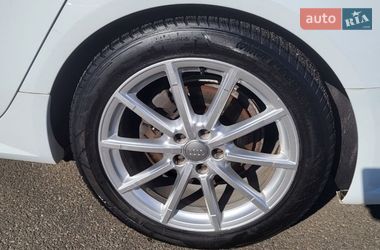 Седан Audi A6 2016 в Киеве