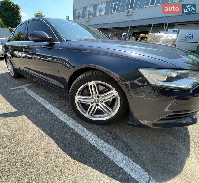 Седан Audi A6 2014 в Киеве