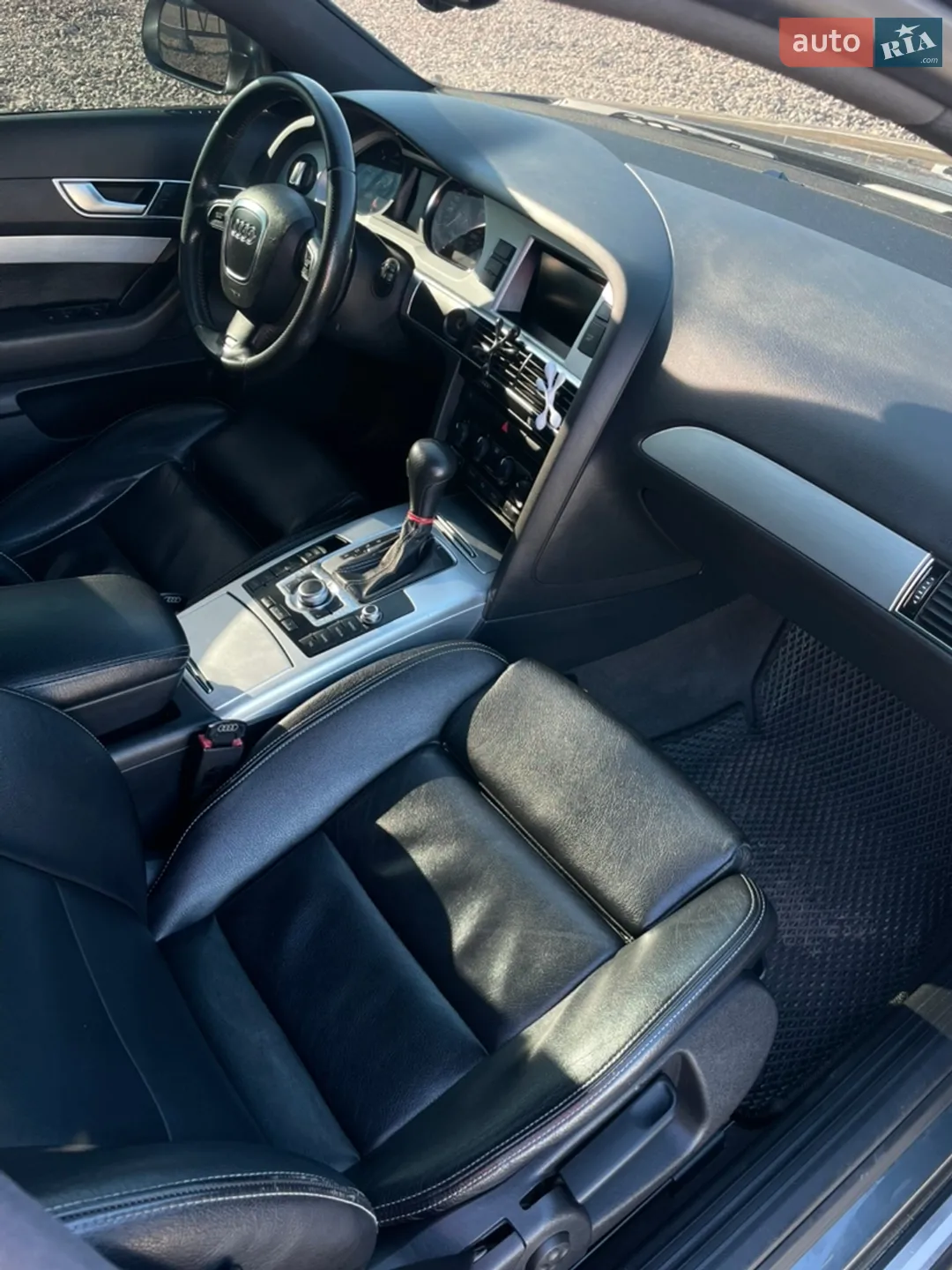 2010 Audi A6 - мініатюра 9