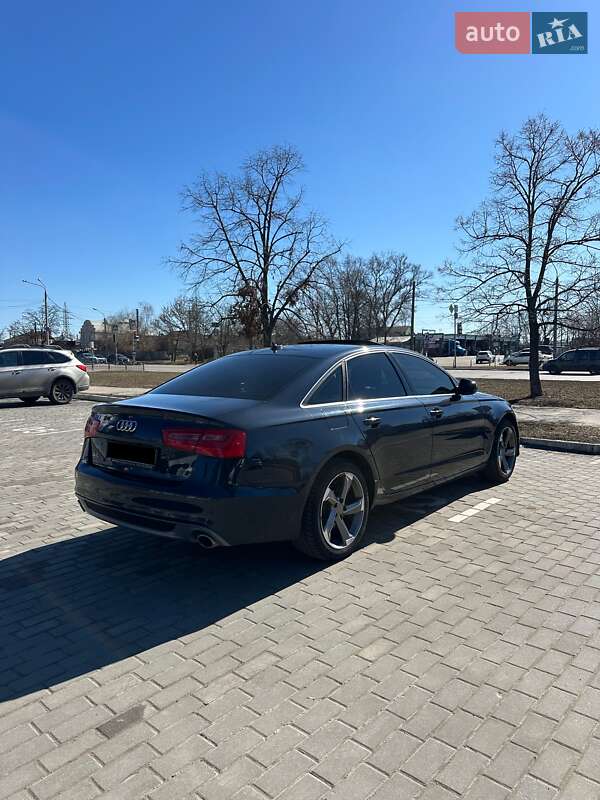 Седан Audi A6 2012 в Киеве
