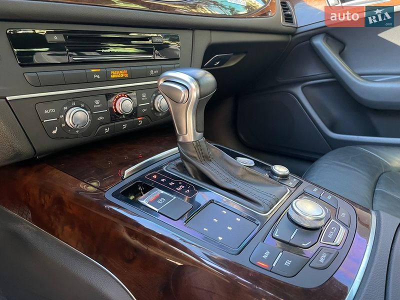 Седан Audi A6 2012 в Киеве