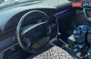 Седан Audi A6 1996 в Глыбокой