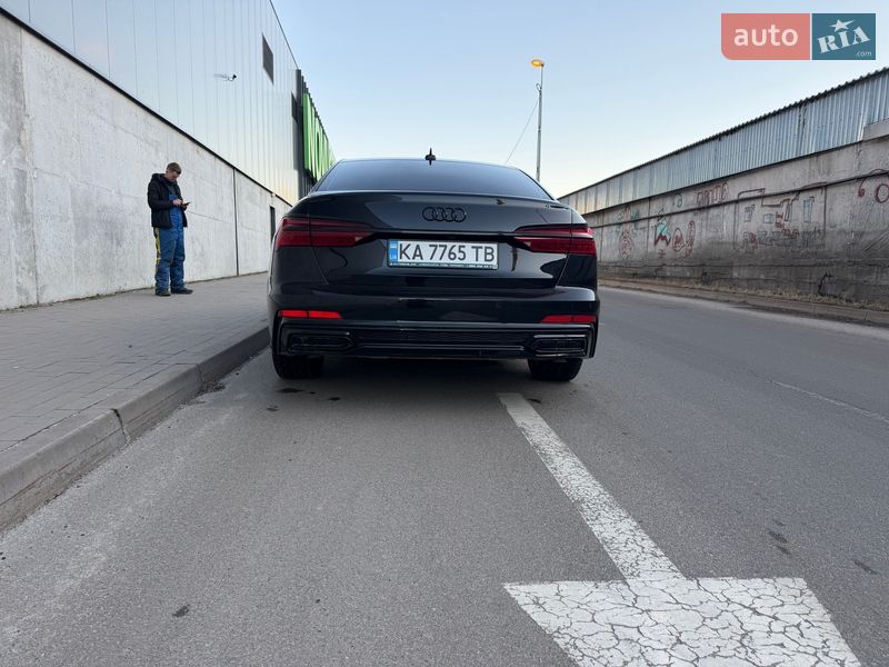 Седан Audi A6 2022 в Киеве