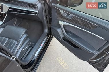 Седан Audi A6 2022 в Киеве