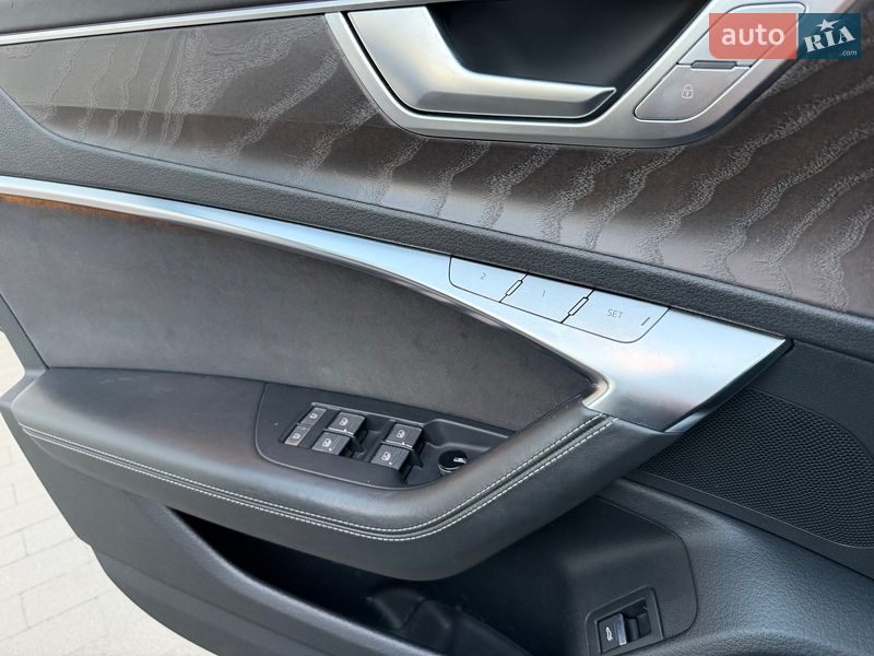 Седан Audi A6 2022 в Киеве