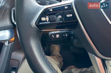 Седан Audi A6 2022 в Киеве