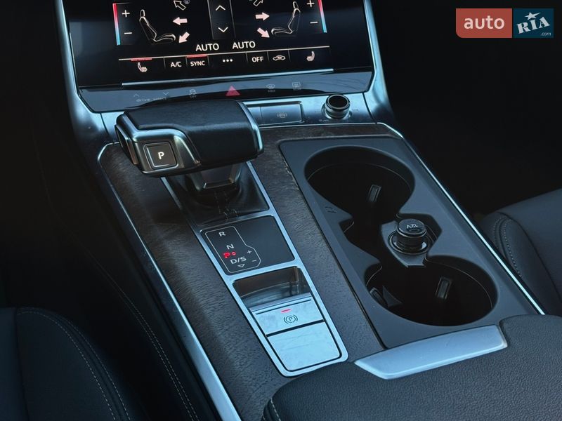 Седан Audi A6 2019 в Киеве