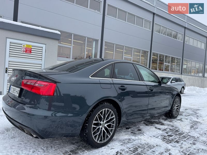 Седан Audi A6 2013 в Рахові