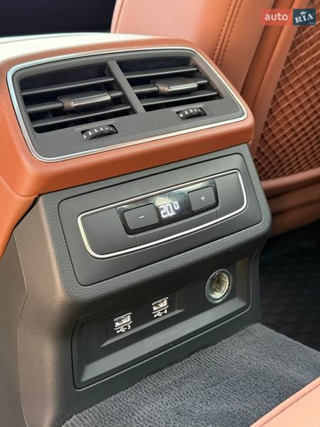 Седан Audi A6 2020 в Ровно