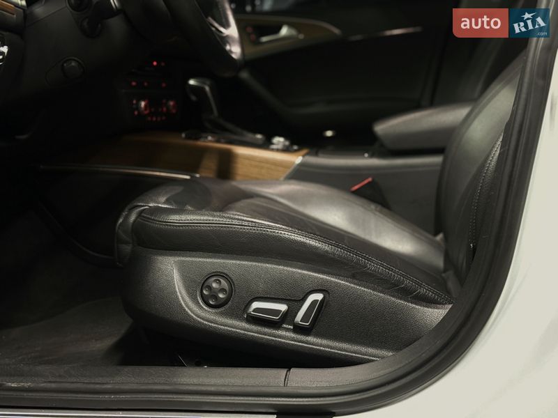 Седан Audi A6 2015 в Киеве