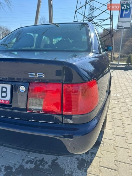 Седан Audi A6 1996 в Старом Самборе