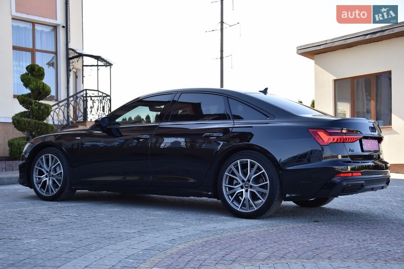 Седан Audi A6 2023 в Львове