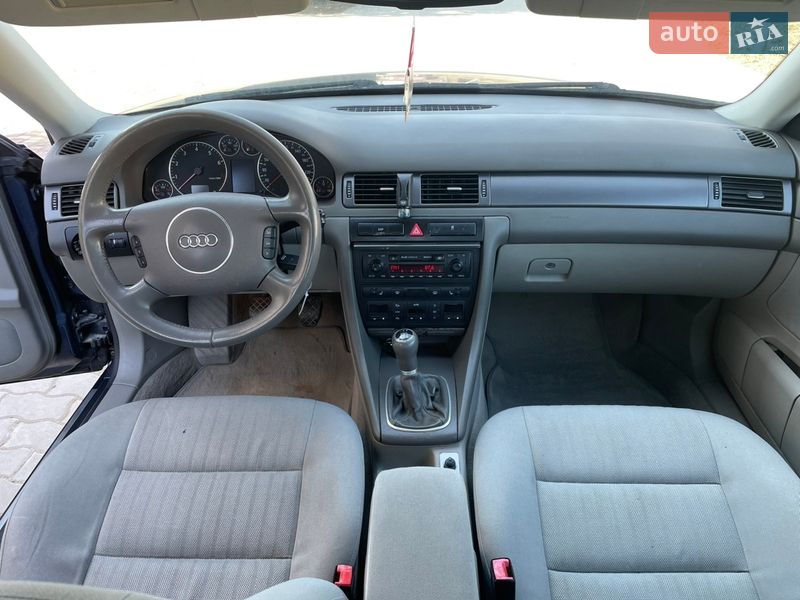 Седан Audi A6 2002 в Надворной
