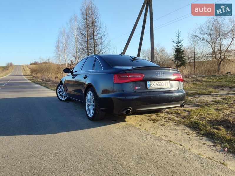 Седан Audi A6 2013 в Новояворівську