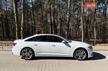 Седан Audi A6 2022 в Львове