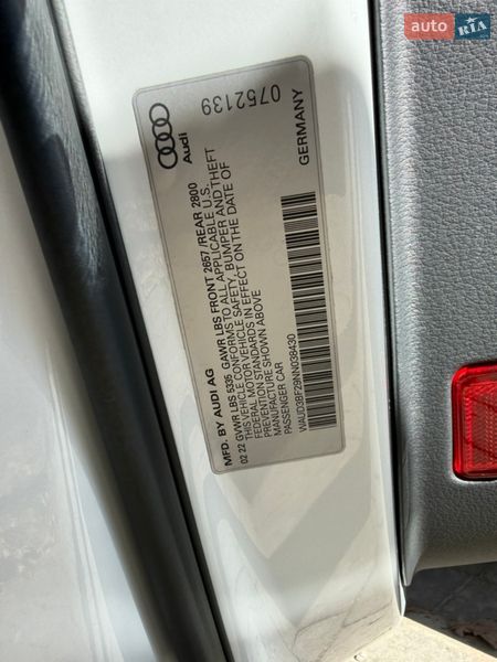Седан Audi A6 2022 в Львове