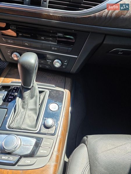 Седан Audi A6 2016 в Черновцах