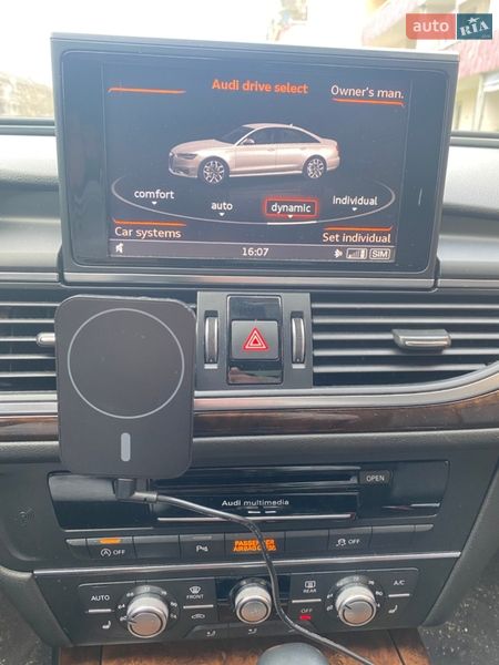 Седан Audi A6 2015 в Долині