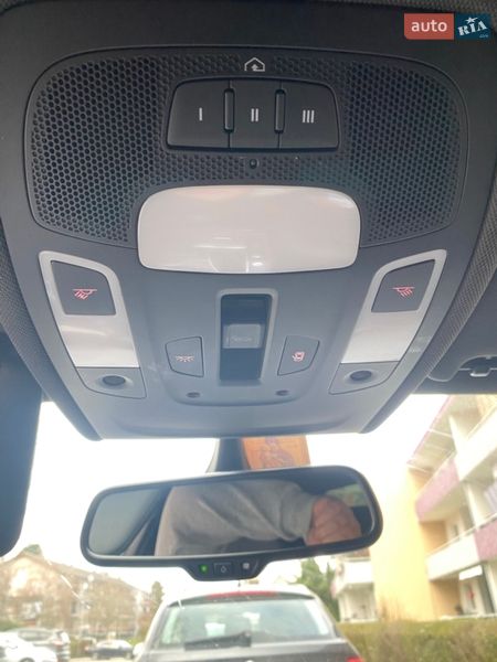 Седан Audi A6 2015 в Долині