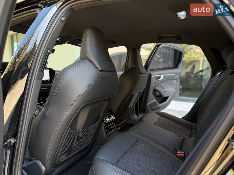 Седан Audi A6 2025 в Львове
