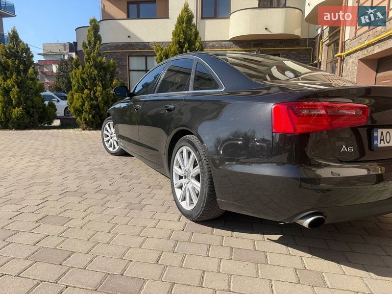 Седан Audi A6 2012 в Ужгороде